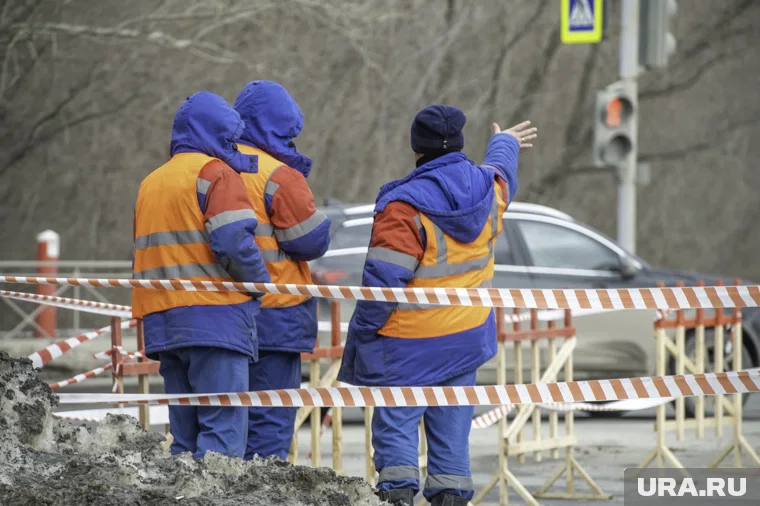Специалисты компании в течение двух дней проводили работы по прочистке канализационной сети