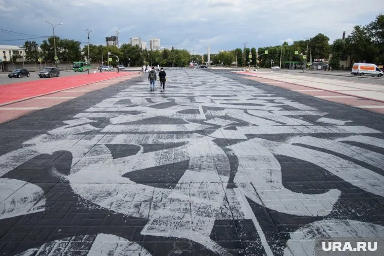 «Супрематический крест» вызвал скандал