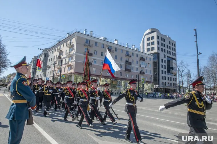 Военный парад пройдет в Перми на Октябрьской площади (архивное фото)