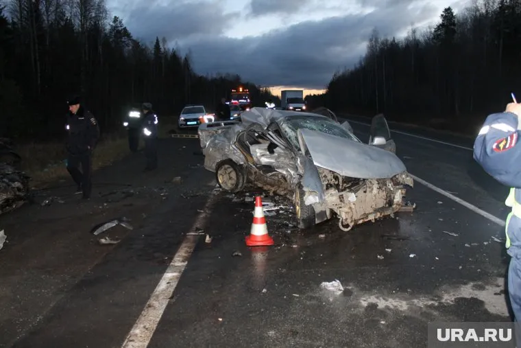 Водитель иномарки не справился с управлением и вылетел на встречную полосу