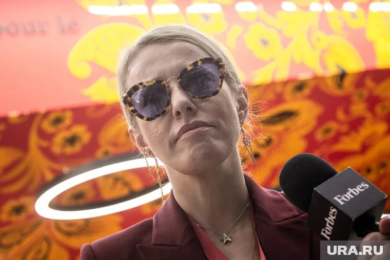 Ксения Собчак и Настя Ивлеева шумно встретили Новый год