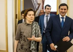 Комарова срочно вылетела в Салехард