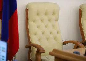 Переизбрание мэров, повышение демографии и новые торговые центры: семь главных событий недели в ЯНАО