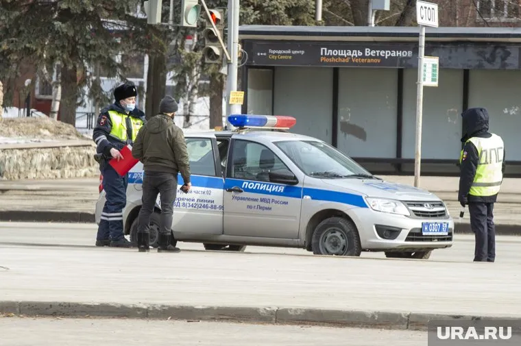 Полицейский привлек к преступлению коллегу и хотел с помощью него получить деньги