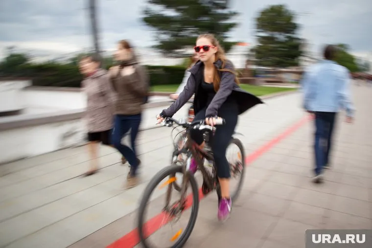 Велосипедисты - тоже участники дорожного движения