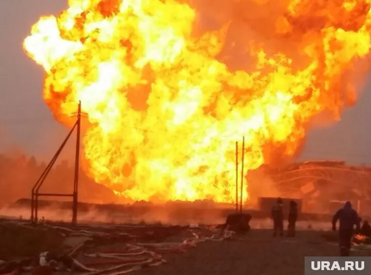 В огне пострадали восемь человек. Один из них погиб