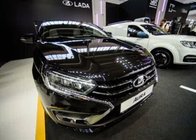 В АвтоВАЗе опровергли слухи о приостановке производства Lada Aura