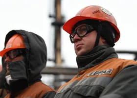 В Нижнем Тагиле заводчане озеленили город, высадив десятки деревьев