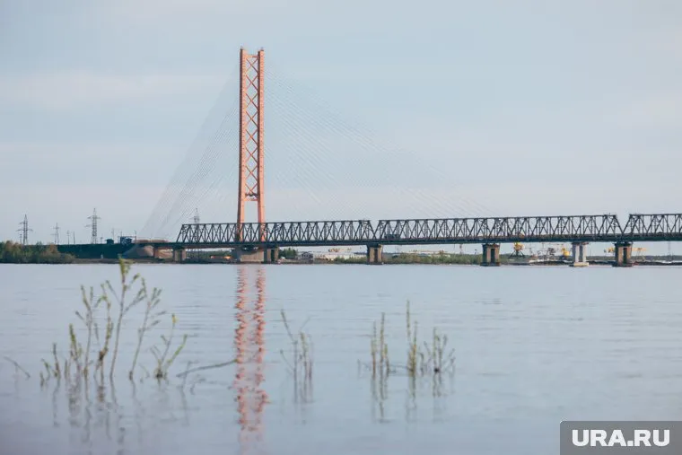 Второй мост через Обь в Сургуте готов на 80%
