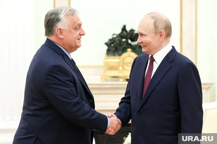 Орбан и Путин общались около трех часов