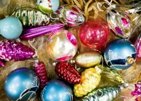 В Тюмени продают новогодние игрушки за полмиллиона рублей
