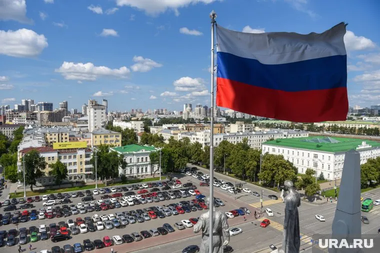 По словам политолога, такое объединение станет одним из центральных геополитических полюсов мира