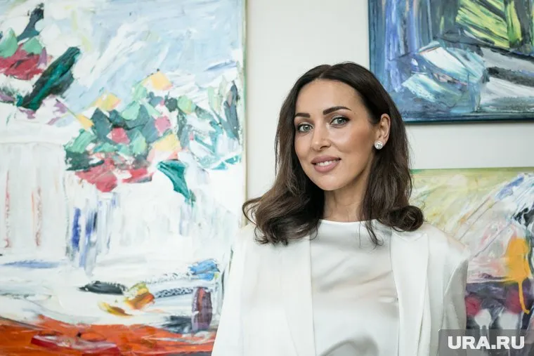 Алсу подала на развод с мужем в мае этого года после 18 лет совместной жизни