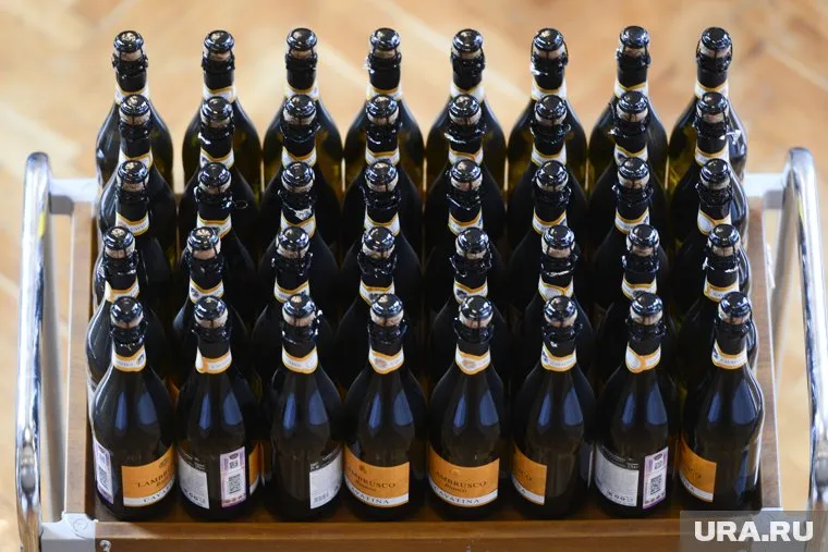 Алкоголь будет доставлен в госструктуры