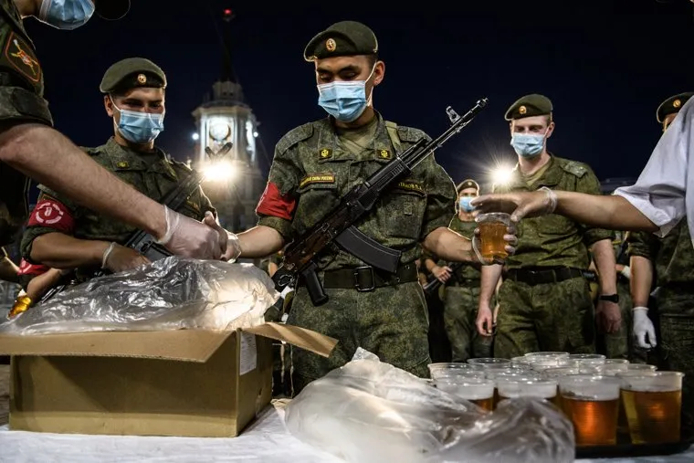 Репетиция парада Победы на Площади 1905 года. Екатеринбург