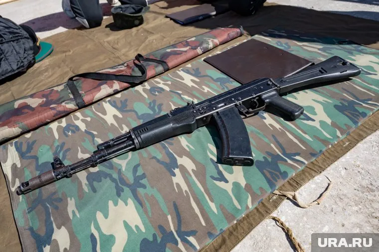 Китай якобы не поставляет оружие России