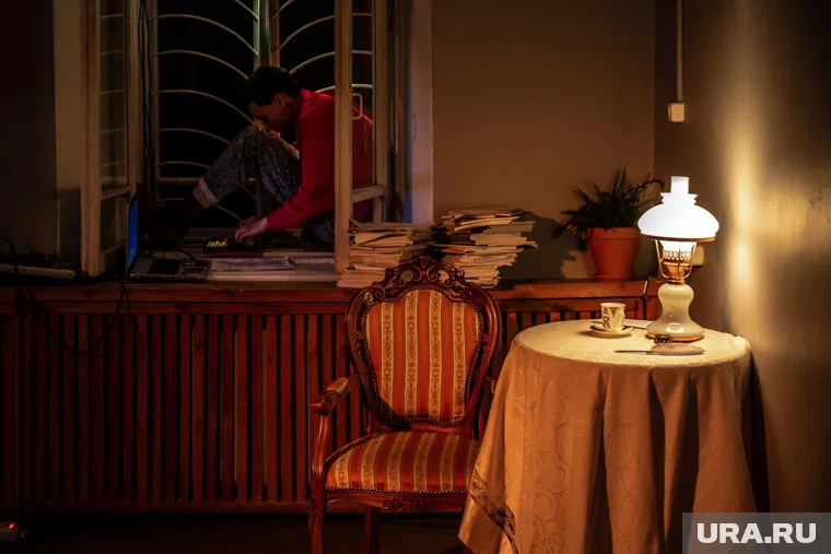 В этот день люди возвращались к повседневной жизни и заботах о доме