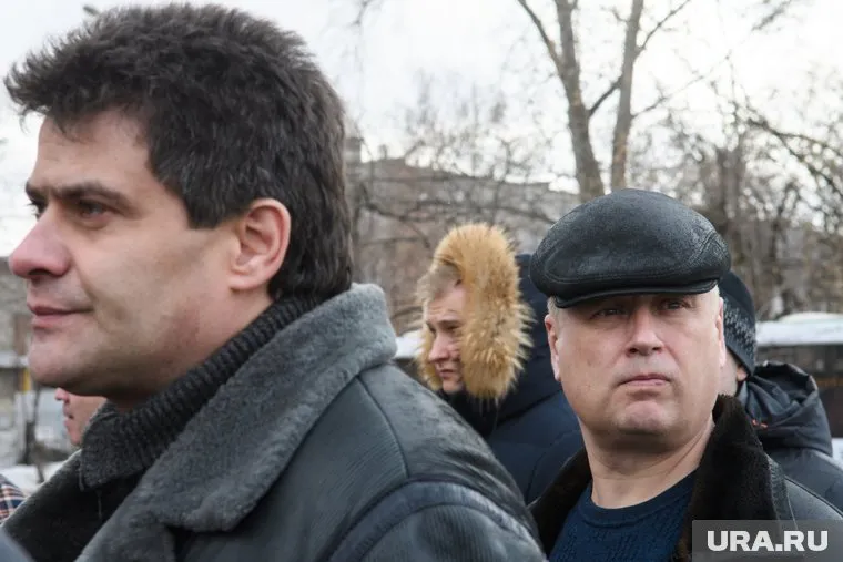 Подчиненные Александра Лошакова отказались увольняться добровольно