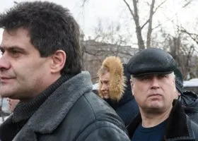 Глава района Екатеринбурга избавляется от окружения