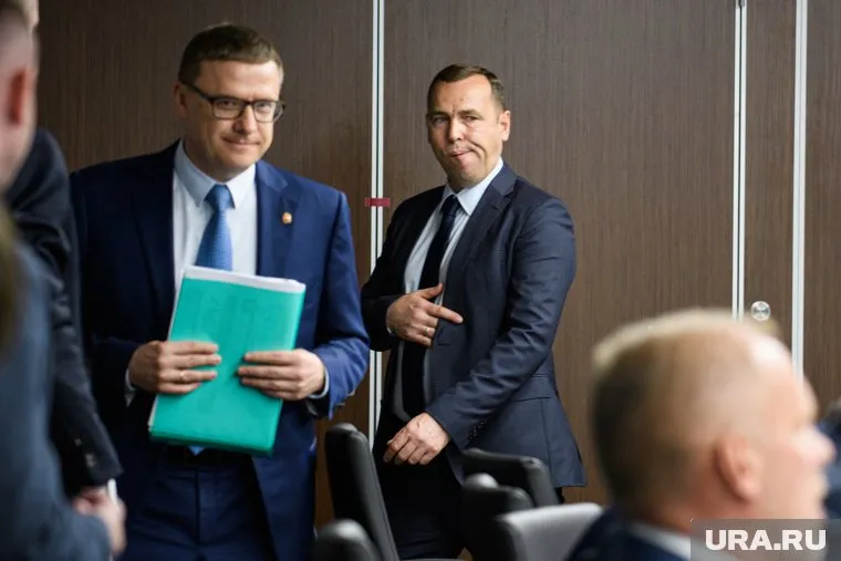 Глава АПЭК нашел различие в работе губернатора Курганской области Вадима Шумкова (справа) и его челябинского коллеги Алексея Текслера (слева)