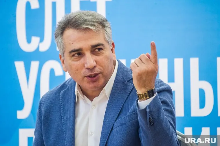 Источник URA.RU называет Эдуарда Омарова реальным кандидатом в депутаты