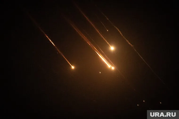 Массированная ракетная атака со стороны Ирана на Израиль 1 октября