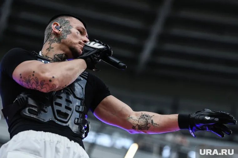 Niletto поздравит екатеринбуржцев возле КРК «Уралец»