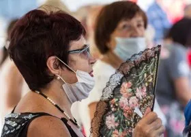 Лор Зайцев рассказал, как защитить нос и горло от пыли и выхлопов