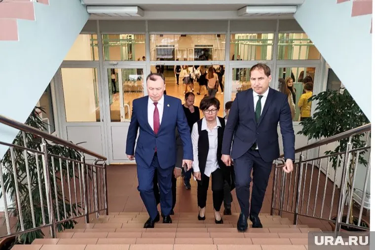 Алексей Орлов приехал в гимназию 25 мая