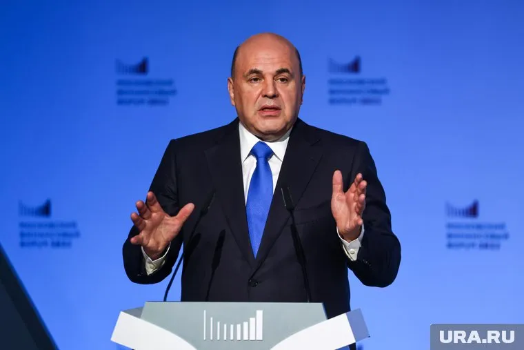 Михаил Мишустин направил региону в 2023 году 5,4 млрд рублей на детские пособия