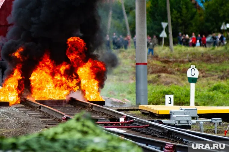 Ракетный удар по железнодорожной системе Украины приблизит успех российских войск, считает Коротченко