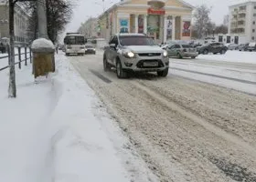 Курган заваливает снегом