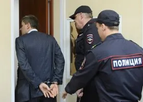 Тюремщики просят не верить словам адвоката об избиении челябинского экс-сенатора Цыбко