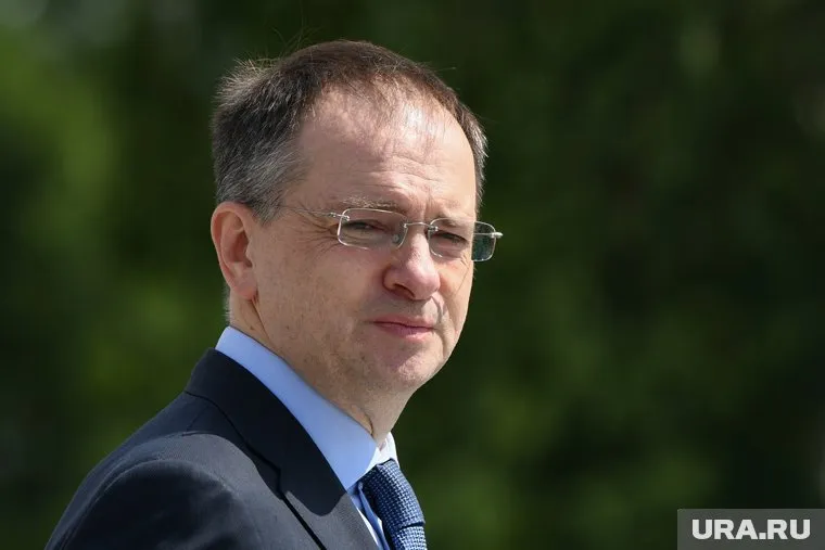 По словам Мединского, Россия готова к возможным компромиссам в ходе переговоров в Стамбуле