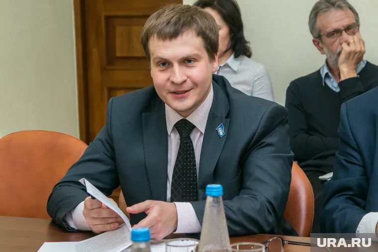 Доктор и глава курганского отделения ЛДПР Юрий Александров поразил своими доходами