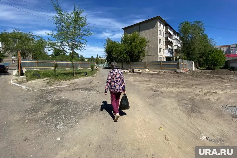 На стройку в центре Кургана пожаловались в приемную президента РФ