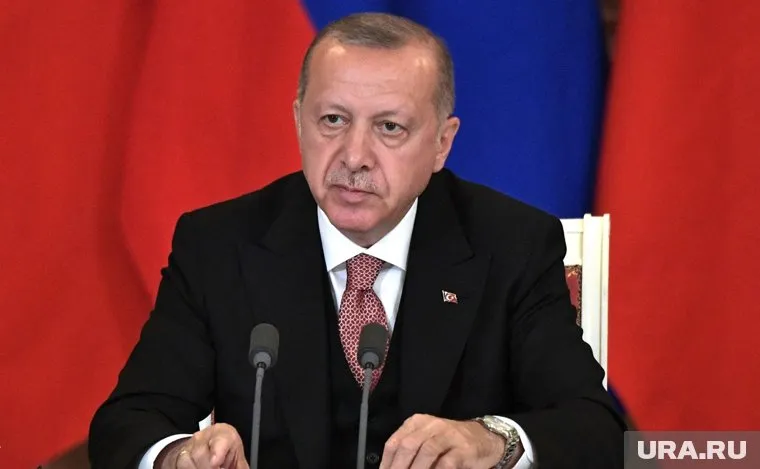 Реджеп Тайип Эрдоган имеет 55% голосов на данный момент, сообщает Anadolu