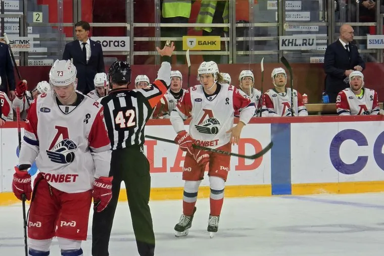 Автомобилист Локомотив