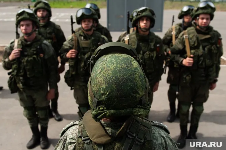 Источник: из-за изменения статуса сирийской базы 200 военных перестанут получать командировочные