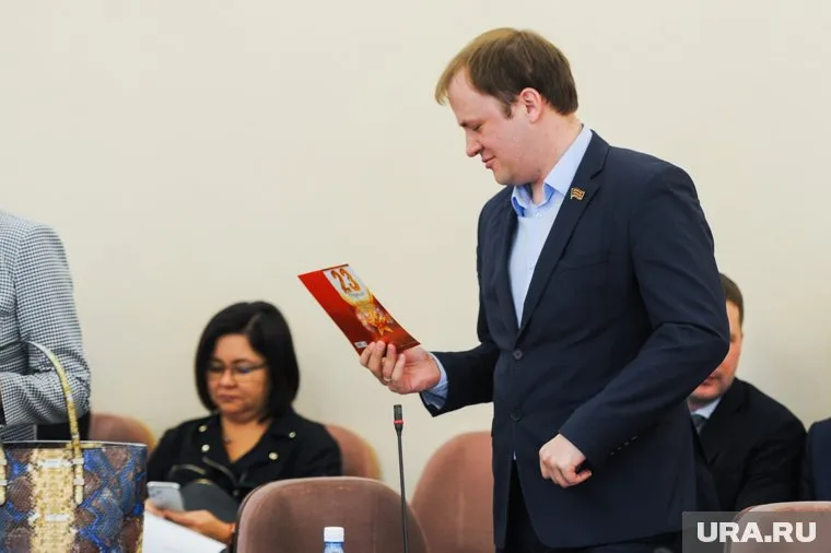 Предыдущая сессия Металлургического совета с участием Владимира Корнева как раз и закончилась дракой