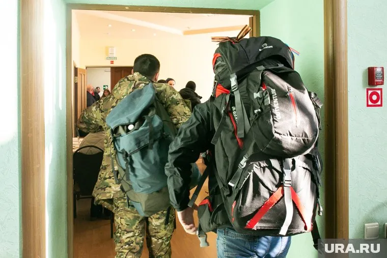В военкоматах Прикамья начался набор контрактников