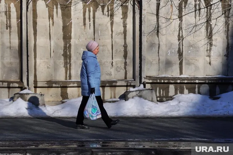 Теплая погода была в городе