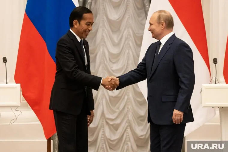 По мнению индонезийского посла, встреча Путина и Байдена может помочь продвижению обсуждений