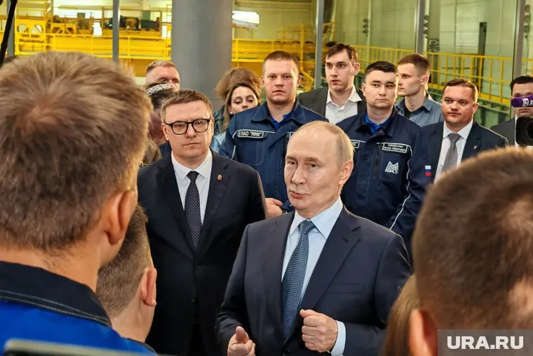 Владимир Путин пообщался с работниками ММК