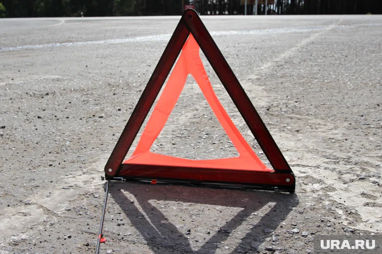 Мужчина погиб при столкновении двух грузовиков