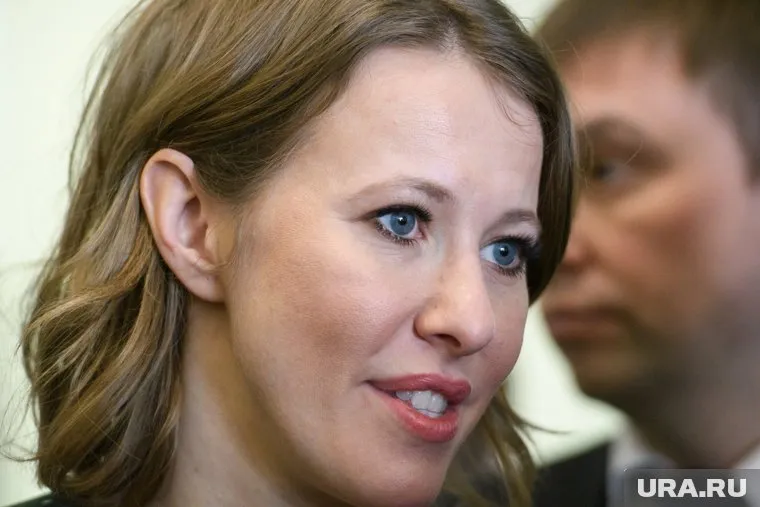 В загородном доме Собчак идет обыск