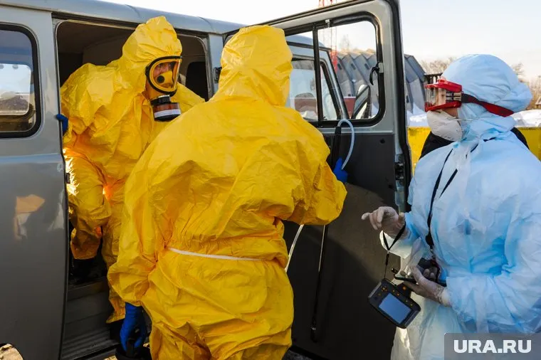 Медики продолжают борьбу с инфекцией