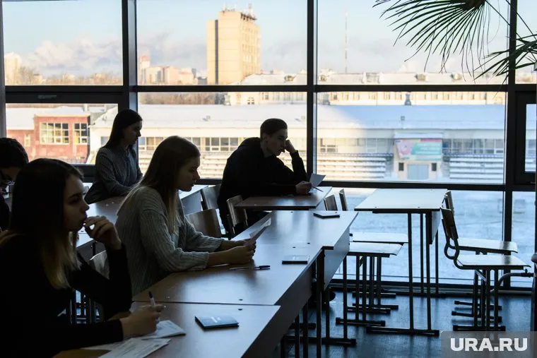 Законопроект вступит в силу только в следующем году