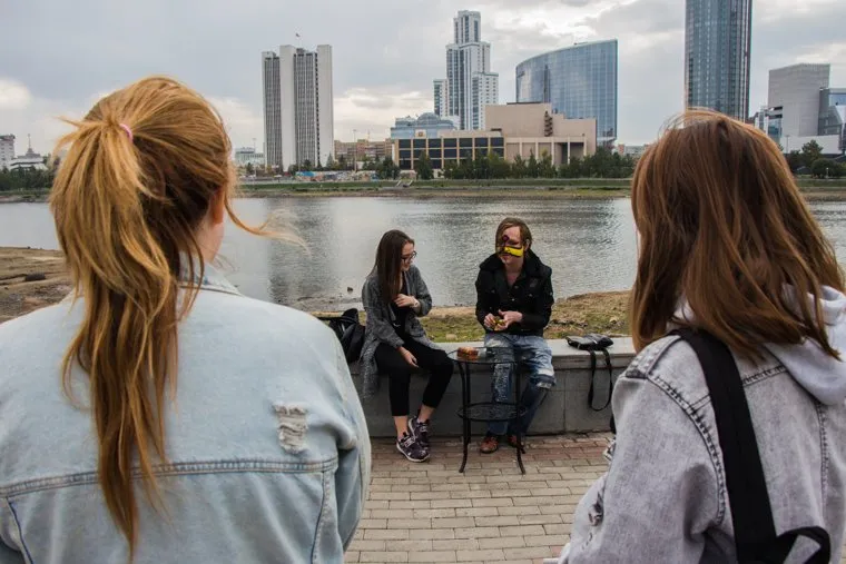 Антон Симаков гадает на набережной. Необр, Антон Симаков