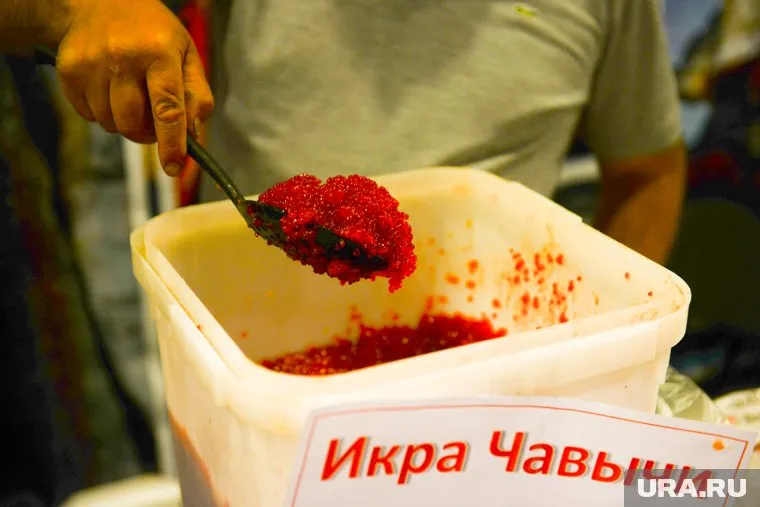 Настоящую красную икру нелегко отличить от искусственной